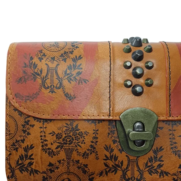 牛革ショルダーバッグ小麦色