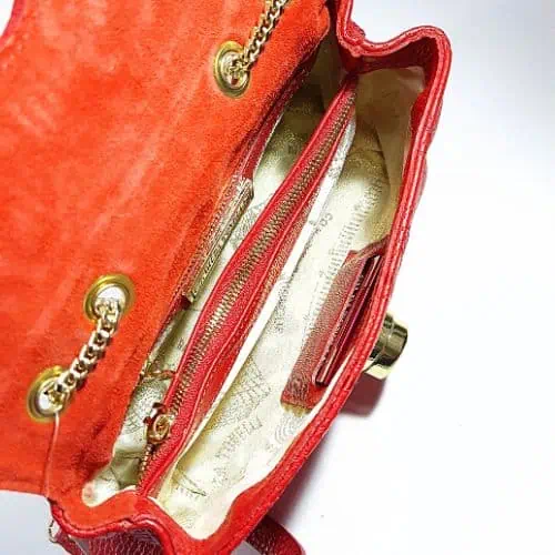 leather-bag-red-内側 牛革バッグ赤い