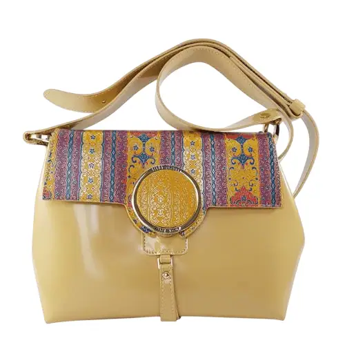 leather - shoulderbag-orange-正面 オレンジ色の牛革ショルダーバッグ