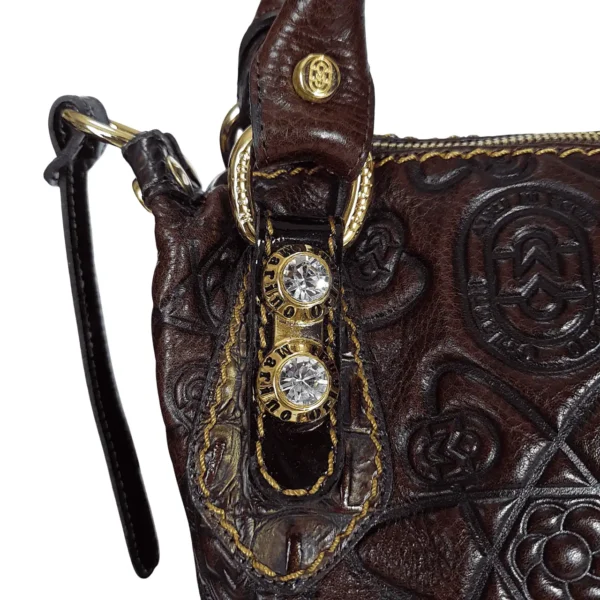 leather-handbag-brown-detail