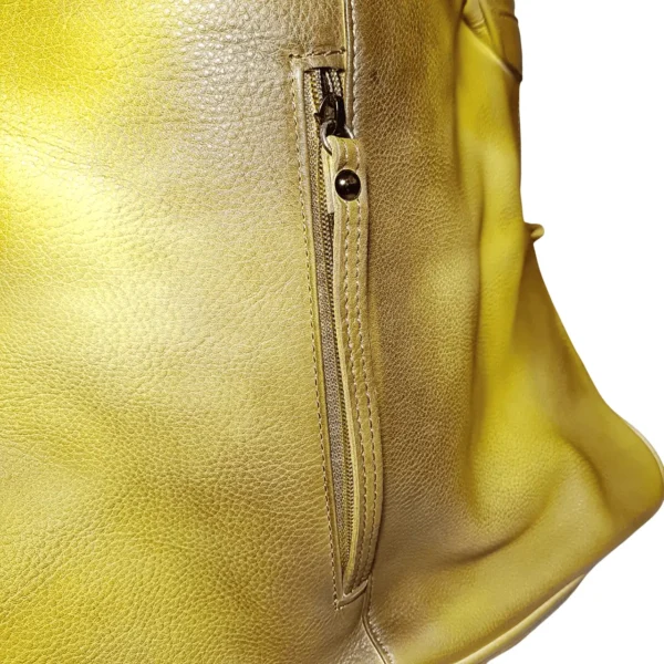 leather-handbag-yellow-detail